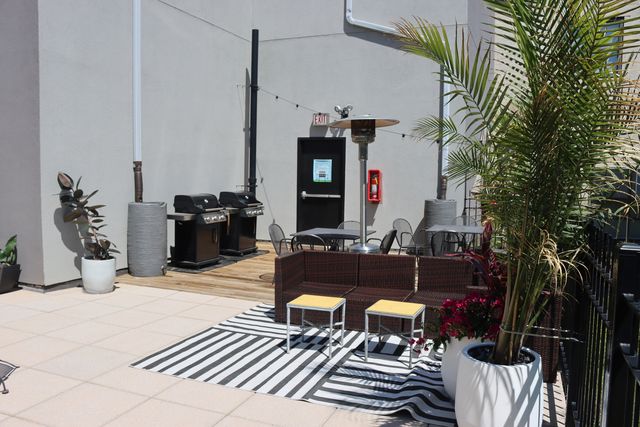 8 W Monroe Street 607, Chicago, IL 60603