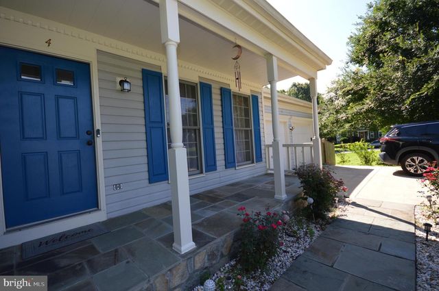 4 ASMEAD PL, Stafford, VA 22554