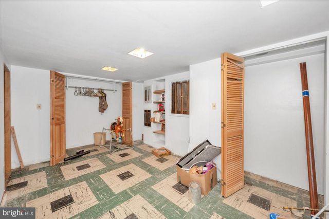 9813 BRADDOCK RD, Silver Spring, MD 20903
