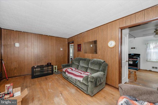 9813 BRADDOCK RD, Silver Spring, MD 20903