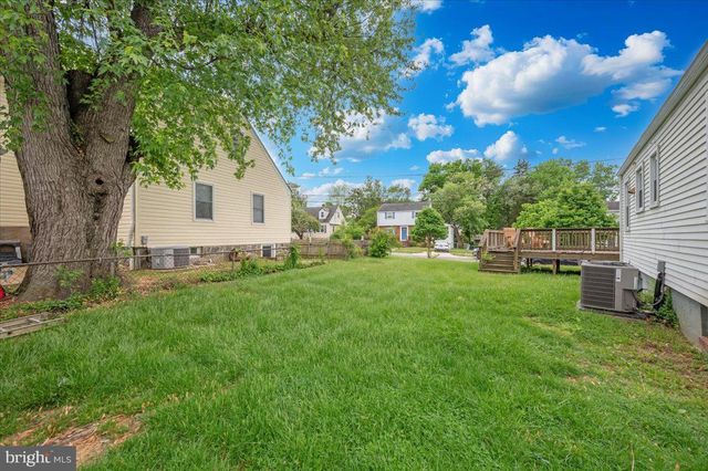 9813 BRADDOCK RD, Silver Spring, MD 20903