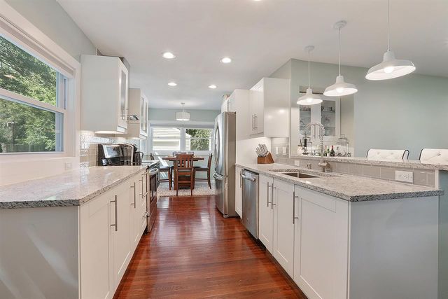 7125 N LONGACRE ROAD, Fox Point, WI 53217