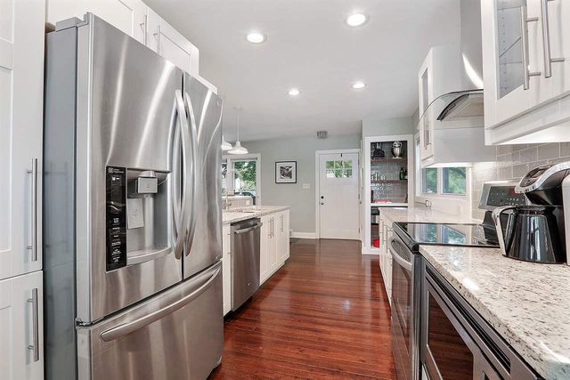 7125 N LONGACRE ROAD, Fox Point, WI 53217