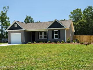 159 Montague Road, Currie, NC 28435