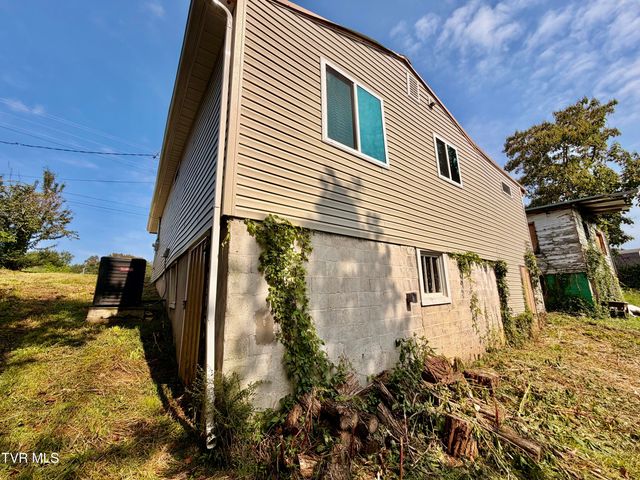 107 Cress Alley, Greeneville, TN 37745