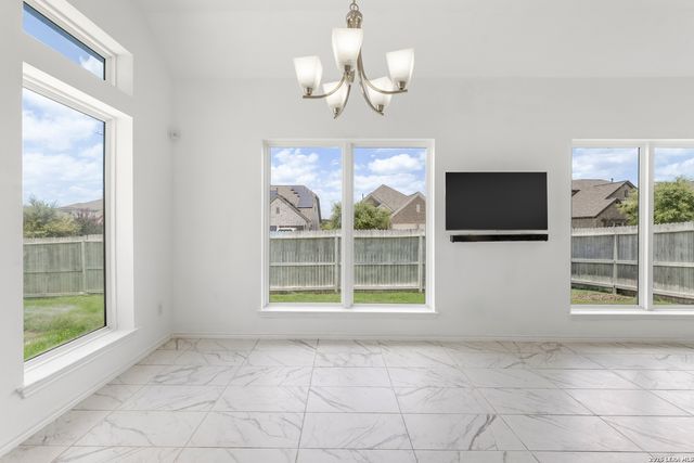 667 Arroyo Sierra, New Braunfels, TX 78130