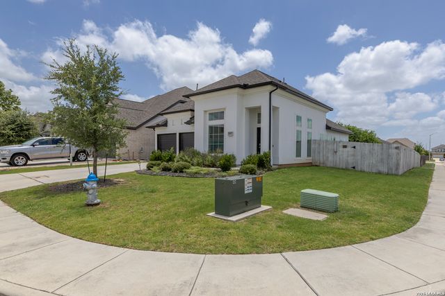 667 Arroyo Sierra, New Braunfels, TX 78130