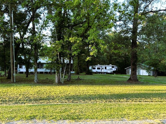 877 County Road 6474 Ashley Drive, Dayton, TX 77535