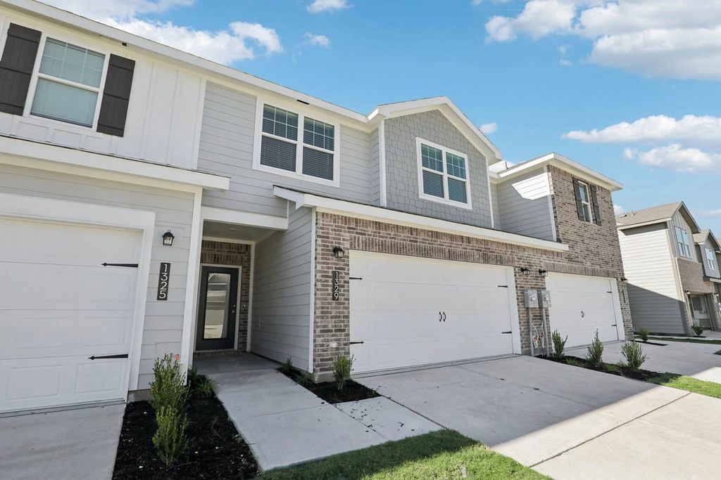 208 Ashford Lane, Cedar Hill, TX 75104 — photo 2