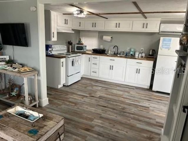 3803 116TH STREET COURT W, Bradenton, FL 34210
