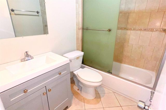 1821 NE 56th Street 1, Fort Lauderdale, FL 33308