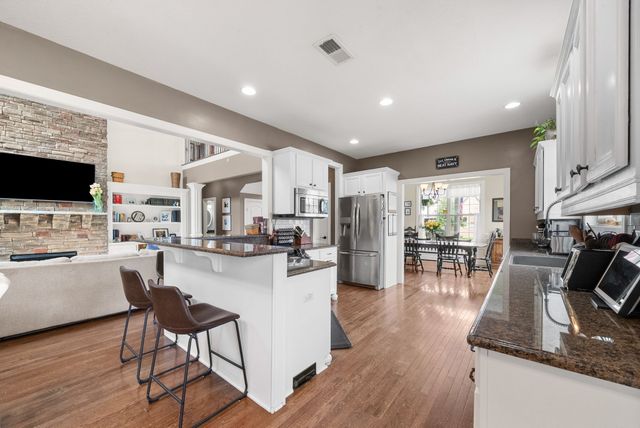 1154 Buggy Cv, Clarksville, TN 37043