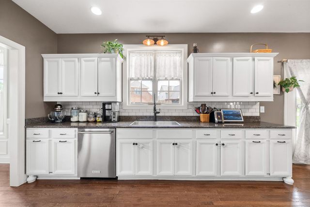 1154 Buggy Cv, Clarksville, TN 37043