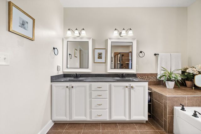 1154 Buggy Cv, Clarksville, TN 37043