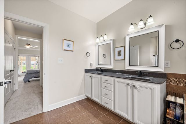 1154 Buggy Cv, Clarksville, TN 37043