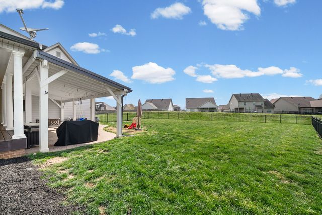 1154 Buggy Cv, Clarksville, TN 37043