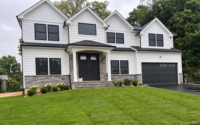 7 Otsego Place, Jericho, NY 11753