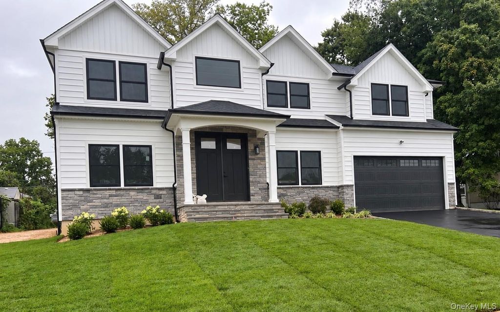 7 Otsego Place, Jericho, NY 11753 — photo 3