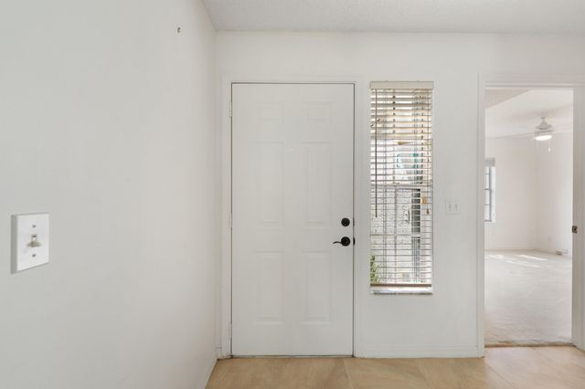 165 St Michaels Court, Jupiter, FL 33458