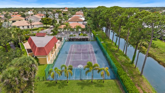 165 St Michaels Court, Jupiter, FL 33458