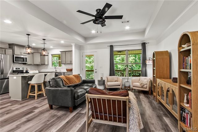 17647 Hayes, Northport, AL 35475