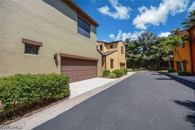 9128 Delano ST 89-2, Naples, FL 34113