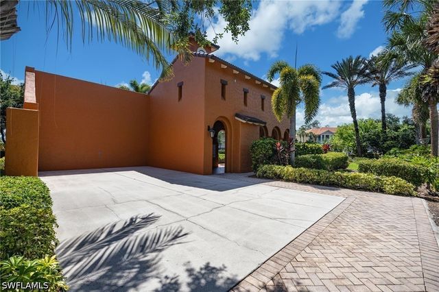9128 Delano ST 89-2, Naples, FL 34113