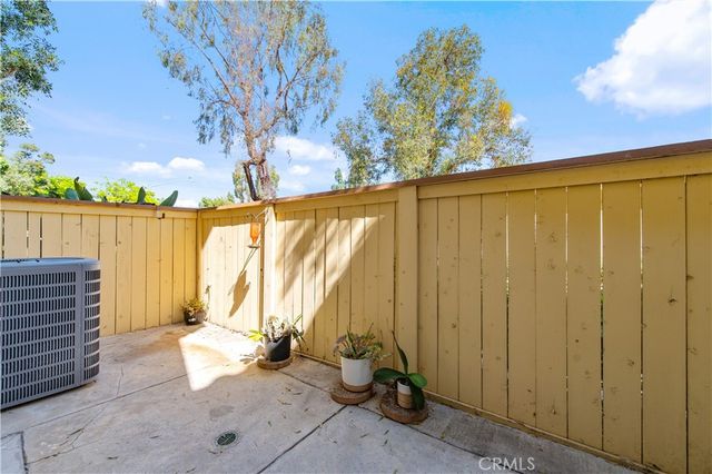 21 Giovanni Aisle, Irvine, CA 92614