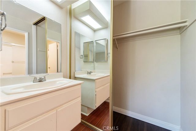 21 Giovanni Aisle, Irvine, CA 92614