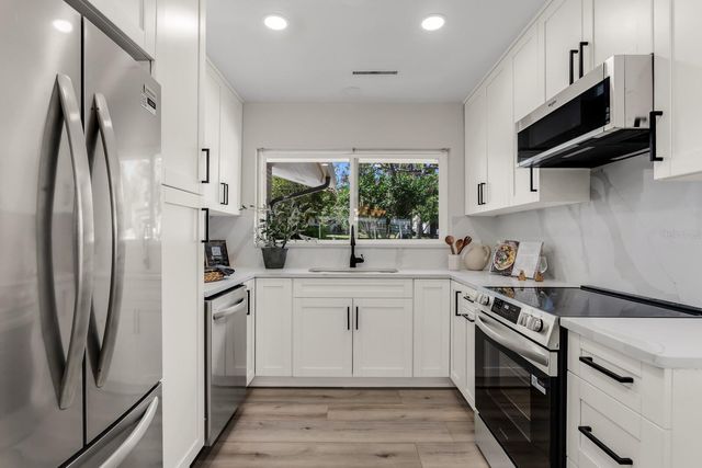 1720 BRENTWOOD DRIVE, Clearwater, FL 33756