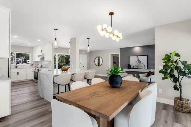 1720 BRENTWOOD DRIVE, Clearwater, FL 33756