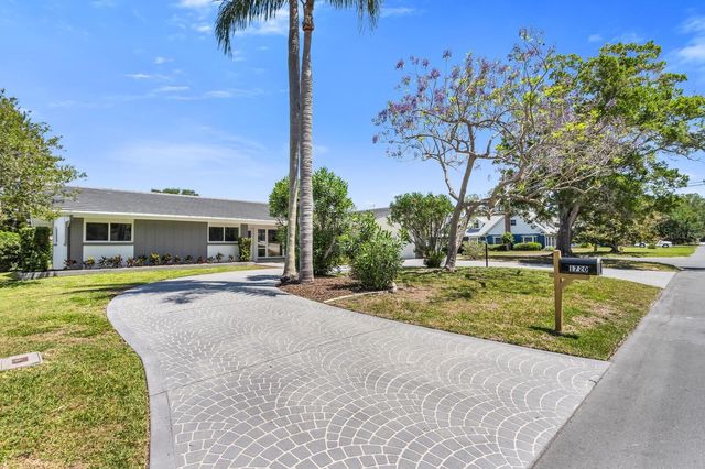 1720 BRENTWOOD DRIVE, Clearwater, FL 33756