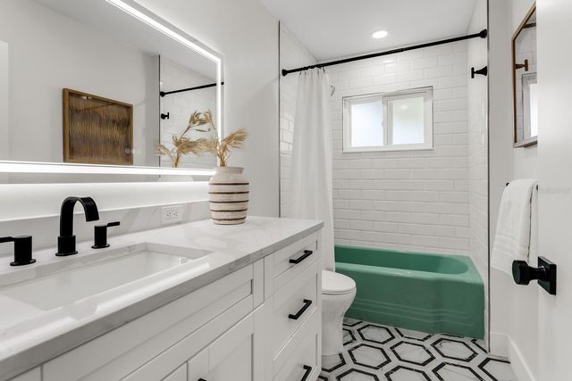 1720 BRENTWOOD DRIVE, Clearwater, FL 33756