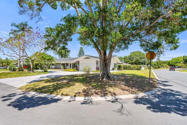 1720 BRENTWOOD DRIVE, Clearwater, FL 33756