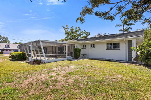 1720 BRENTWOOD DRIVE, Clearwater, FL 33756