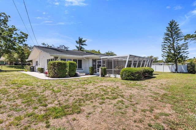 1720 BRENTWOOD DRIVE, Clearwater, FL 33756