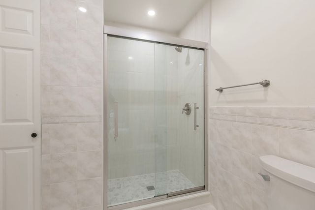 1255 Regency Court 1255, Vernon Hills, IL 60061