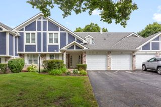 1255 Regency Court 1255, Vernon Hills, IL 60061