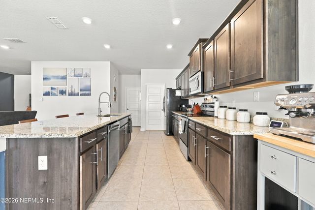 1938 CATLYN Court, Green Cove Springs, FL 32043