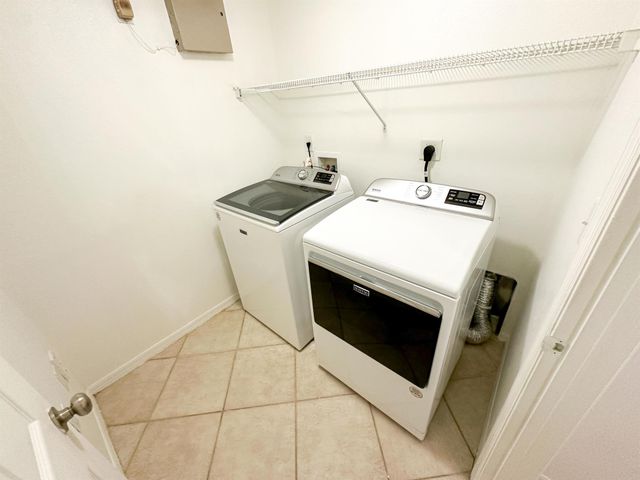 6434 Emerald Dunes Drive 203, West Palm Beach, FL 33411