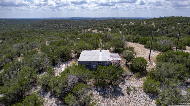 00 Bluff Creek Ranch, Rocksprings, TX 78880