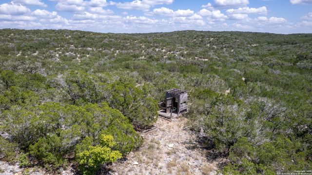 00 Bluff Creek Ranch, Rocksprings, TX 78880