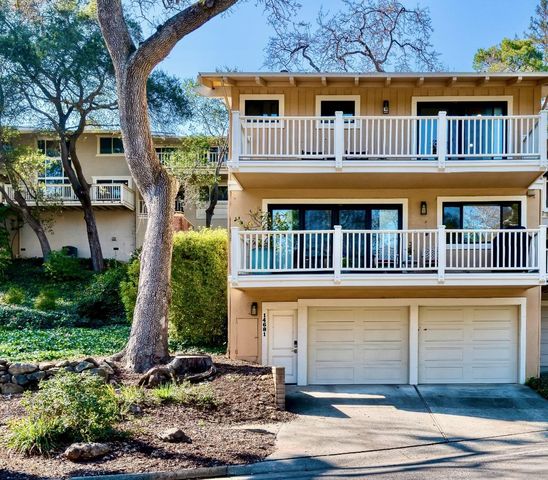 14681 Springer Avenue, Saratoga, CA 95070