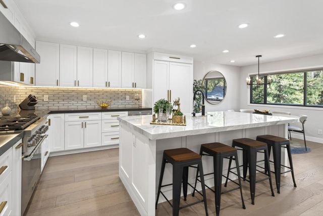 14681 Springer Avenue, Saratoga, CA 95070