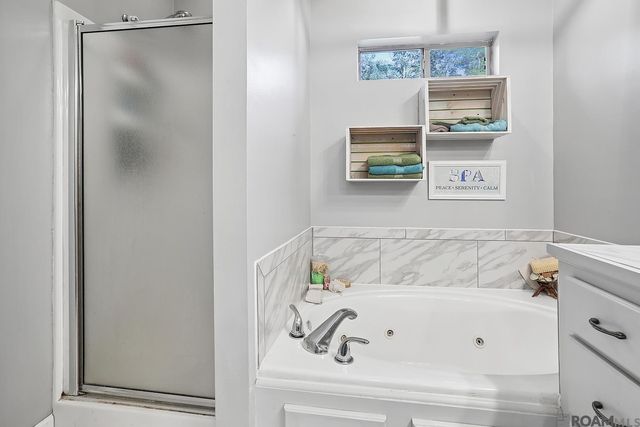 14211 Stones Throw Ct, Denham Springs, LA 70726