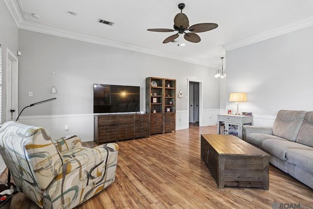 14211 Stones Throw Ct, Denham Springs, LA 70726