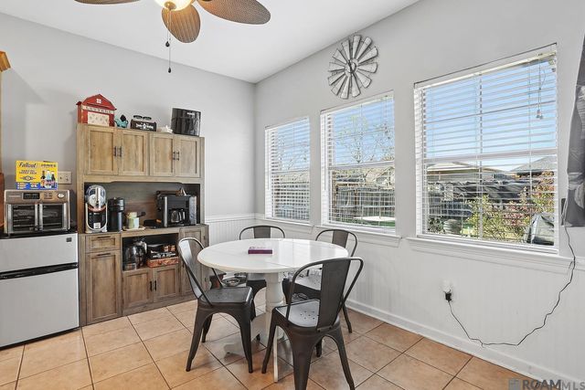 14211 Stones Throw Ct, Denham Springs, LA 70726