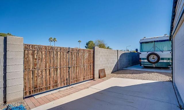 15638 N 54TH Street, Scottsdale, AZ 85254
