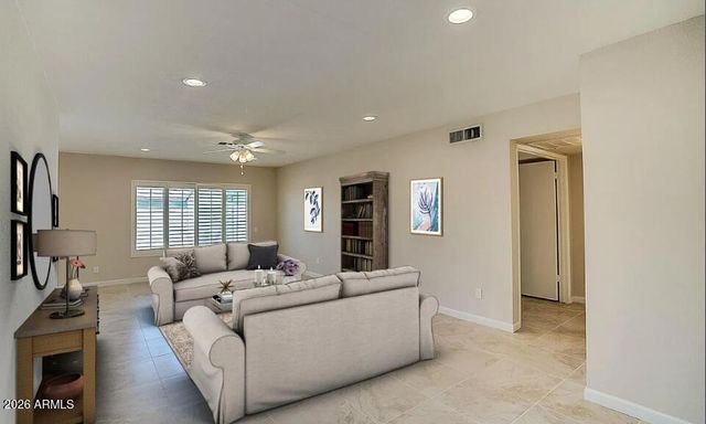 15638 N 54TH Street, Scottsdale, AZ 85254