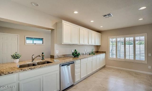 15638 N 54TH Street, Scottsdale, AZ 85254